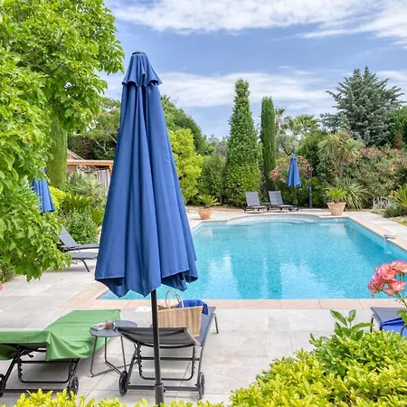 Le Domaine Des Mûriers - Charme, Chic, Calme En Provence Côte D'azur Plascassier