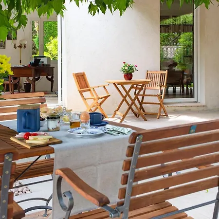 Frühstückspension Le Domaine Des Muriers - Charme, Chic, Calme En Provence Cote D'azur