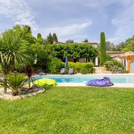 Le Domaine Des Mûriers - Charme, Chic, Calme En Provence Côte D'azur Couette-café *